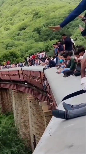 India’s Most Dangerous Bridges 😱 | Top Risky & Scariest Bridges in India