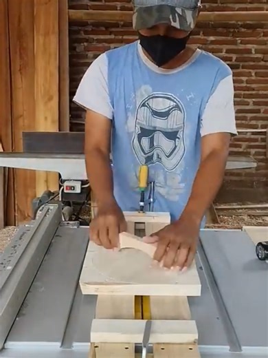 Carving Wooden Plates: Techniques and Tips for Woodworking