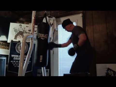 Eye of the tiger 🐯 exercise.