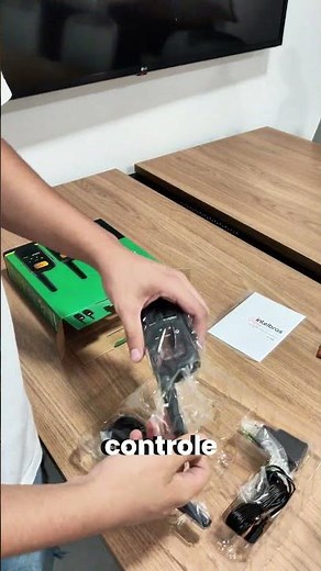 Rádio Comunicador Intelbras RC 4002: Conecte-se em Qualquer Lugar com Facilidade! 📡🚀