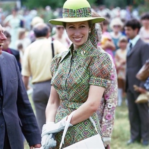 186K views · 5.1K reactions | Yellow Royals on Reels | Facebook