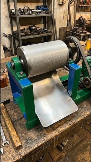 DIY Hydro Generator made from a bicycle wheel