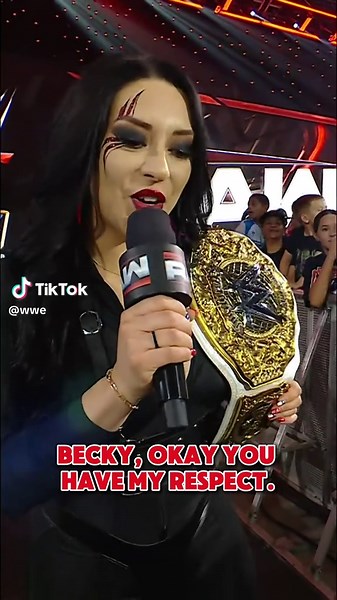SAY IT LOUDER FOR THE PPL IN THE BACK 🗣️🗣️🗣️🗣️ #WWE #StephanieVaquer #LivMorgan #BeckyLynch