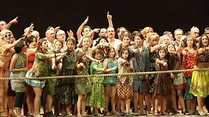 21K views · 377 reactions |  Un momento dalla 'Carmen' di Bizet, cresciuta e rigogliosamente dalle radici di uno dei racconti di Prosper Mérimée, nato oggi a Parigi nel 1803. Bè, una bella carica di energia! [Myung-Whun Chung & Orchestra del Teatro La Fenice; regia Calixto Bieito] | Teatro La Fenice | Facebook