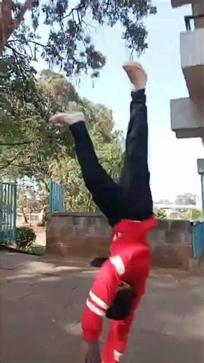 Parkour Athlete Fails Running Gainer Attempt