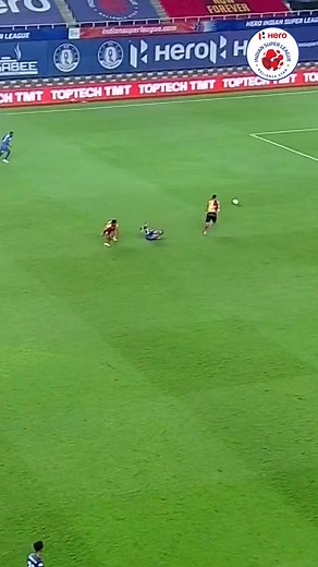 You just can’t score against these goalkeepers! 😱 #HeroISL #LetsFootball | ISL- Indian Super League