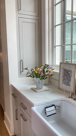 Fig & Dove | Spring Floral Arrangement💐