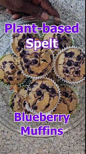 Easy healthy #muffins #veganbreakfast #plantbasedrecipes #hearthealth