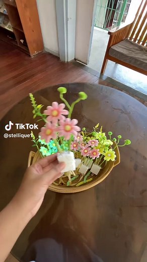 DIY Fuzzy Wire Flowers Bouquet Tutorial