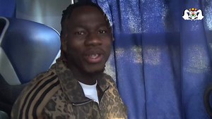 MATCHS INTERNATIONAUX AMICAUX L'étape de Tunis : Tunisie vs Burkina Faso Partie de Ouaga dans la nuit du mercredi 28 mai, la délégation burkinabè est arrivée dans la capitale tunisienne au petit matin du 29 mai. Dix Etalons étaient du voyage. Il s'agit de : 1. Edmond Tapsoba (Bayer Leverkusen), 2. Issa Kaboré (Werder Breme), 3. Memel Dao (AS SONABEL), 4. Abdoul Razack Yoda (FC Milsami), 5. Mohamed Konaté (Al-Riyadh FC), 6. Jack Pantoulou Diarra (Salias FC), 7. Josué Tiendrébéogo (FC Annecy) 8. H