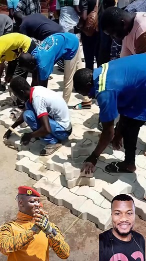132K views · 8.5K reactions | Young Burkinabes  Volunteering and paving their streets in Bobo Dioulasso. “One citizen one paving stone “ they say #highlights2025 #facebookreel #BurkinaFaso #highlight | Ebua and Family | Facebook
