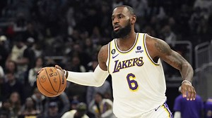 LeBron James passes Magic Johnson on NBA’s career assists list