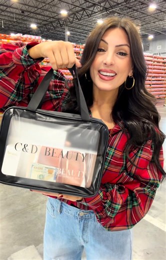 By Alexa Rae | 🎀 DAY 4 OF 12 DAYS OF GIVEAWAYS 🎀 Today’s giveaway is a Luxury Self Care Bundle worth $250+ ✨ Because taking care of YOU is always in... | Instagram