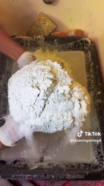 Spongesqueezing Powder: Explore Unique Techniques