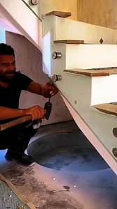 Die besten Arbeits-Fails in einer Compilation 😅 Manchmal hat man zwar das richtige Werkzeug, aber wenn derjenige, der es benutzt, nicht die hellste Kerze auf der Torte ist, dann gibt es keine Hoffnung mehr 🤦🏾‍♂️ . #Arbeitsfail #ArbeitsfailCompilation #FailsBeiDerArbeit #LustigeFails #LustigeArbeitsFails | mytoolstore