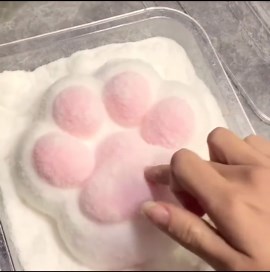 Tabasquishys on Instagram: "800g cat’s paw  I can’t hold it with one hand 駱 #catpaw #catpaws #cat #squishy #squishmallows #squishies #foryou #handmade #cute #decompression #stressrelief #toys #kawaiiaesthetic #squish #diy #diycrafts #gift"