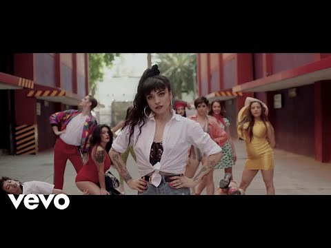 Mon Laferte - Caderas Blancas