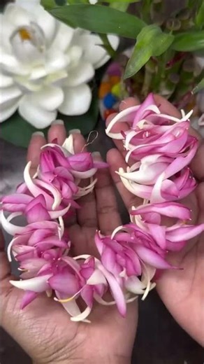 DIY flower hair pin gajra😱|lotus hairpin#youtubeshorts#shorts#diy#hack#gajra#flowers#latest#wedding