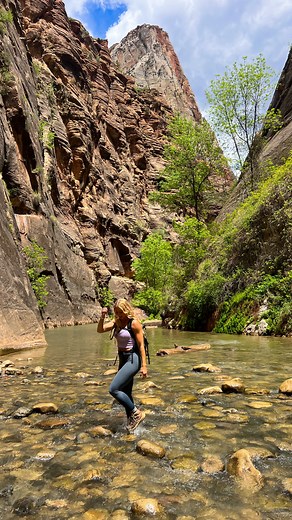 15 reactions | easily my favorite hike in Zion量✨ The Narrows was...
