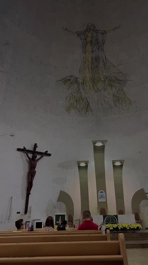 Exploring Church Interiors: The Beauty of Altar Spaces