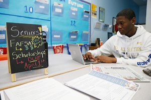 With hundreds fewer workers, can the Federal Student Aid office still function?