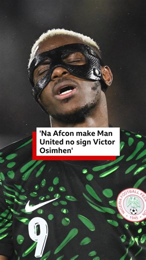 ‘Why Man UTD no go for Victor Osimhen’. Di Africa Cup of Nations schedule na a major reason why Manchester United no try to sign Victor Osimhen, according to di club former first-team coach Benni McCarthy. McCarthy, wey be a part of di Old Trafford staff under di den manager Erik ten Hag, reveal say e play role for di recruitment of strikers and bin reason say Osimhen “fit perfect” with di Red Devils. But di Africa Cup of Nations (Afcon), wey dey regularly fall for di middle of di European seaso