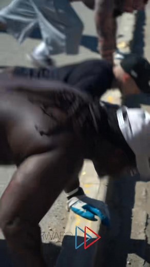 Visited San Quentin prison and got down in the yard with the fellas 😭💪🏼 I wanted to throw up after this workout #vicblends #motivation #inspiration #c #3854 #fblifestyle | Stylezee