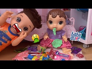 Baby alive Zoe eats to much candy and gets sick! 🤮