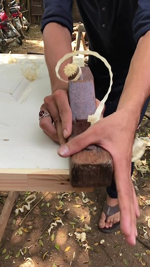 Hand plane #foryou #foryoupage #viralvideo #asadwoodcraft #door #1million