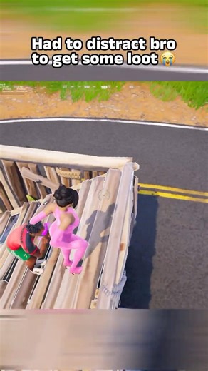 Kim Kardashian distracts iShowSpeed.🫨#fortnite #fortniteclips #gaming #shorts