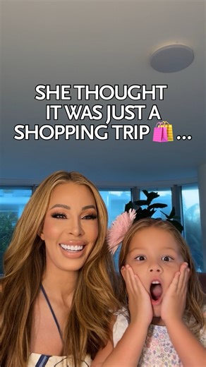 Lisa Hochstein 🌎 Lisa's World on Instagram: "@dsw #ad 👟Tomorrow’s all about giving back in style, and I’m teaching my daughter Elle the importance of giving back - one pair of shoes at a time! Celebrate National Shoe Donation Day with us and help beat the goal of 22,000 shoes donated in a single day! Drop off your gently used shoes at any U.S. DSW location tomorrow, August 15, and help someone in need take their next step. Every donation earns you $10 off new shoes at #DSW every week you donat