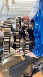 25K views · 263 reactions | Les ingénieurs de Electric Motion ont pris le parti de proposer un embrayage ET une boite de vitesse pour leur moto de TRIAL haut de gamme Les qualités du thermique (nervosité et souplesse) en additionnant celles de l'electrique (puissance, silence) : magique ! | MX TEST | Facebook