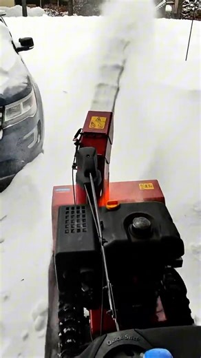 UP CLOSE LOOK: @toro Power Max® HD 928 OAE Snowblower #winterstorm #snowblower #snow #tools