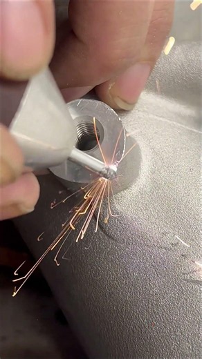 Cold Welding Machine - Capacitor discharge instantaneous pulsed TIG