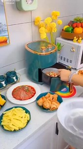 ⚠️ Vous avez une friteuse à air chaud mais vous cuisinez encore à l’ancienne ? Si vous ne préparez que des frites ou des croquettes, vous passez à côté du meilleur. Avec ce livre de cuisine de 365 recettes faciles, vous allez transformer votre cuisine. ✅ 🍽️ Des plats prêts en moins de 15 minutes 🍕 Sans friture et sans panures lourdes 🎁 BONUS : guides pas à pas inclus 🔥 Profitez à 100 % de votre friteuse à air 👉 Cliquez sur « En savoir plus » et commencez à cuisiner autrement dès aujourd’hui