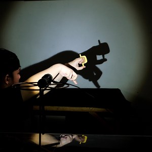 This puppeteer is throwing shade | 60 Second Docs Presents