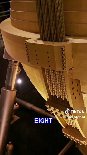 Replying to @Asam Lambung Eerie footage shows Taiwan’s tallest building – the $1.8 billion Taipei 101 skyscraper – gently swaying like a stick in the breeze during its strongest earthquake in 25 years. A 660 metric ton golden sphere called the 'tuned mass damper' hangs inside the building from the 92nd floor. As the building moves in one direction, the steel sphere sways in the other direction and maintains the building's overall balance. #earthquake #taiwan #taiwanearthquake #quake #news #break