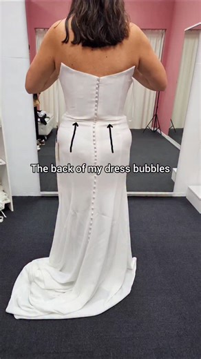 Three main reasons why the fabric bunches at the back on your wedding dress: 1) The back curvature is much deeper than normal 2) The body is not a column silhouette (straight up and down) 3) The waist to hip height ratio is too short All these can be sorted when you see an experienced bridal alteration seamstress 🧚🏻‍♀️ | Alter Me