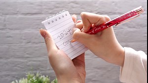 Tellingyou 18 Set Graduation Gifts Class of 2024 Graduation Party Favors Motivational Pens Graduation Cap Bookmarks with Tassels Organza Bags Graduation Gift for Students(Black Red)