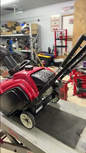 Toro 518 ZE Oil Change #snowblower #toro #oilchange #maintenance #winter #snowfall #snow