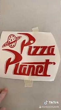 DIY Pizza Planet Pizza Box | Toy Story Birthday Decor |