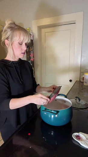 18K views · 750 reactions | I am a messy cook but it sure is good!!! #momlife | Taneé Lynn | Facebook