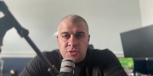 How to Write Effective Prompts For AI