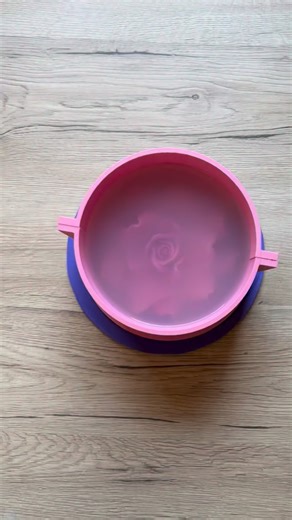 Cookie cutters & Silicone molds on Instagram: "Silicone Mold “Rose” Professional silicone mold for creating a realistic rose with a 11.5 cm diameter. Suitable for marshmallow/zephyr and chocolate, as well as soap and candle making. Features: • detailed petal texture • made of durable food-grade silicone • easy release Perfect for decorating cakes, desserts, and handmade projects. #siliconemolds #siliconemold #marshmallow #zephyr #flowermold"