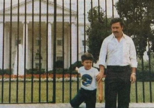 El hijo de Pablo Escobar habla de su relación con su padre: «Me enseñó a suicidarme correctamente» | El Correo