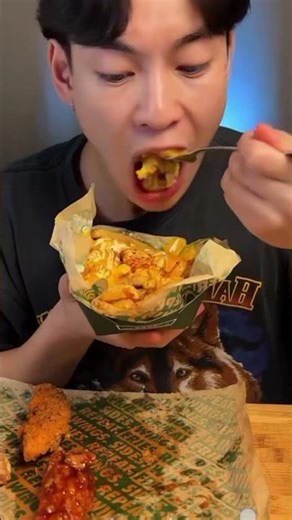 Crispy fried chicken with golden fries and delicious sauce… the perfect combo for every craving! 😋🔥