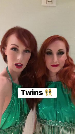 39K views · 111 reactions | Twin Sisters  #redhead #redheads #twins #kisses #kiss #bijou #hot #girls #women #reels #viralheels #twin #hacks #lifehacks | Mr Amazing | Facebook