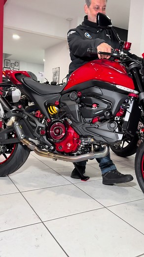 Ducati Monster Arrow: Sonido Brutal y Estética Agresiva