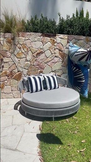 Best Outdoor Daybed for Relaxing in Style