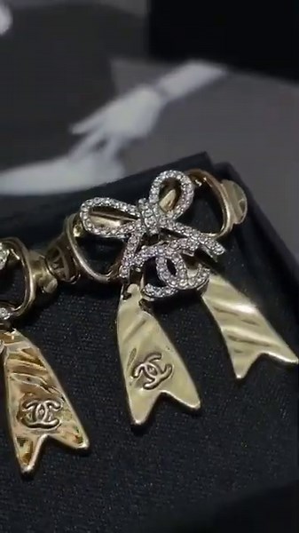 Chanel 25K Crystal-Paved Metal Bow Stud Earrings